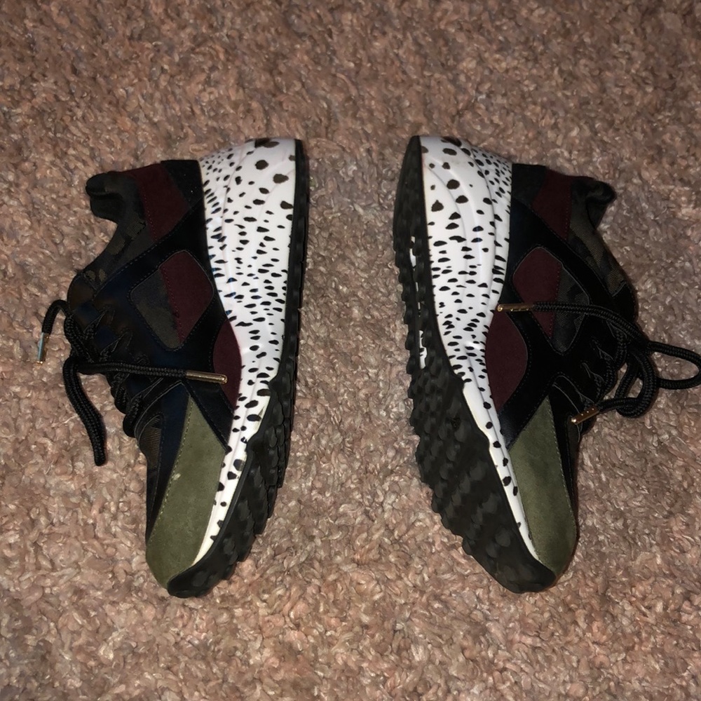 Steve Madden Patch Work Army Print Sneaker Size 7 - image 3